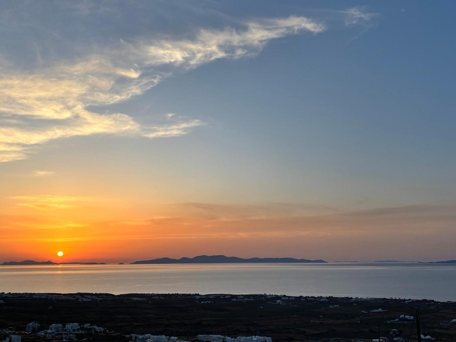 Sunset Paradise Oia Bagian luar foto